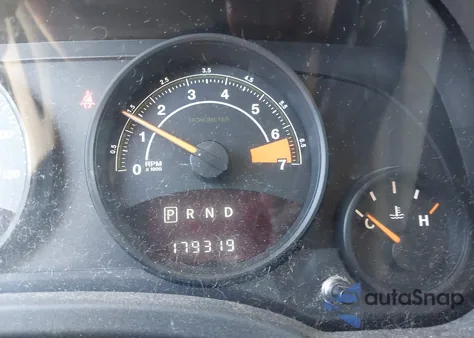 2017 Jeep Patriot Sport Fwd z USA, uszkodzony, nr VIN 1C4NJPBA5HD211457